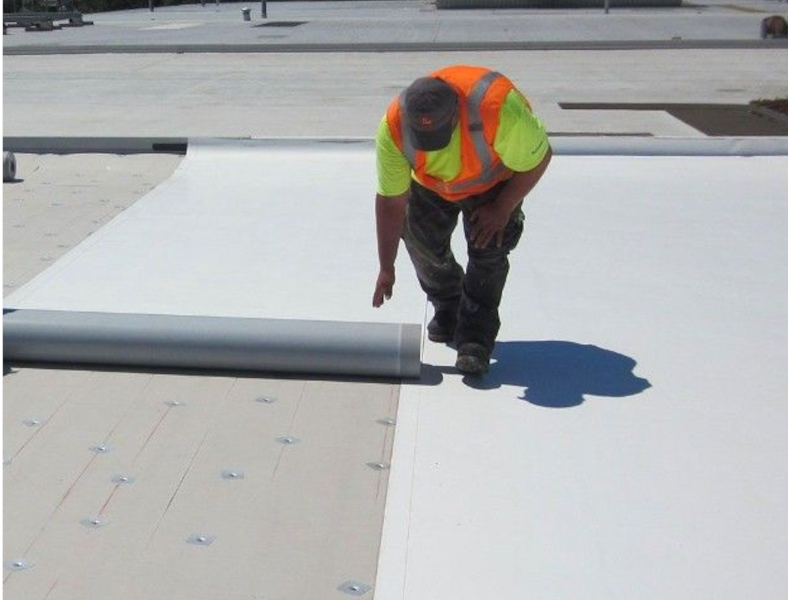 installing pvc roof