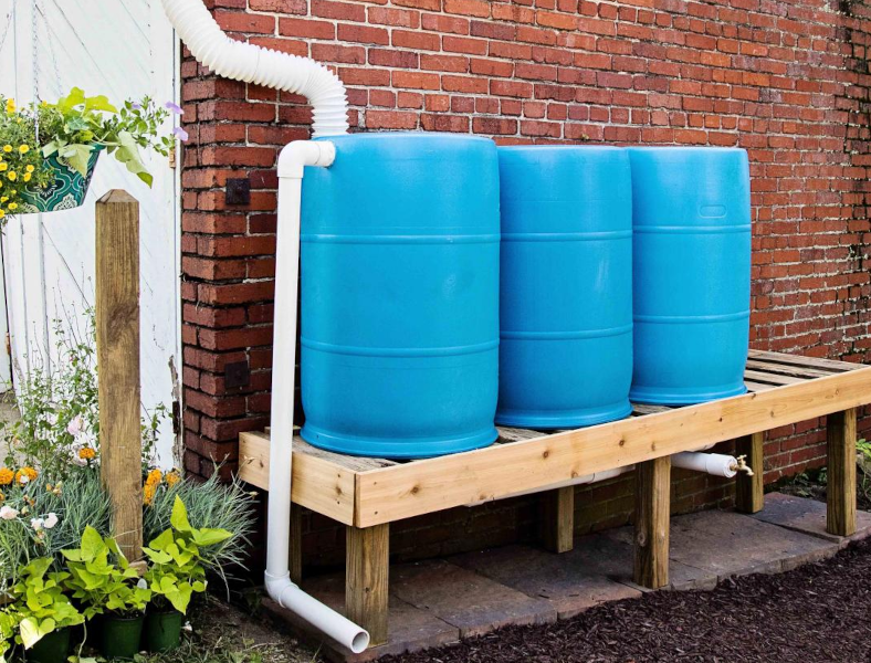 Gutter Water Catchers Guide to Save & Store Usable Rainwater